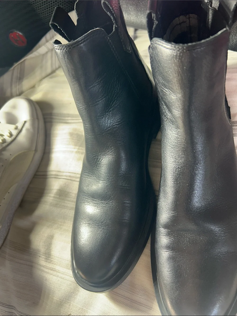 Zara classic black